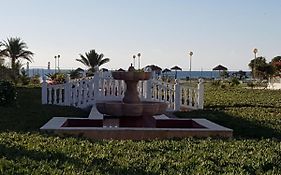 DUPLEX ESPECTACULAR en PRIMERA LÍNEA NATURISTA!